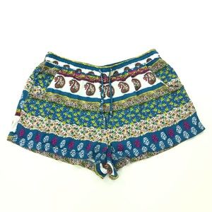 American Eagle Outfitters Flowy Shorts Size Large